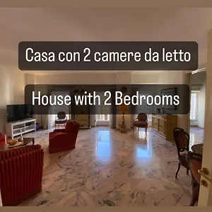Vhometrevi , Rome Italie